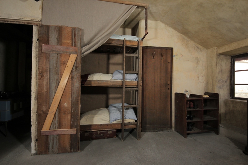 Inside the „closet“, small dormitory, APT 6563